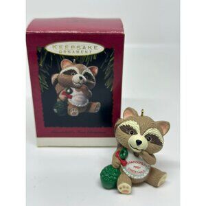 VTG 1993 Hallmark "Grandchild's First Christmas" Raccoon KOC Club Ornament 2"